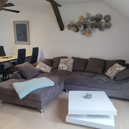 Dachgefluester Apartament *